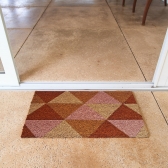 Capacho de Porta Fibra de Coco Uzoo 66 cm x 33 cm - Triângulo