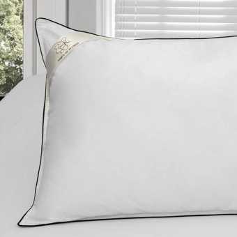 Travesseiro Toque de Pluma Kacyumara 233 Fios Acetinado